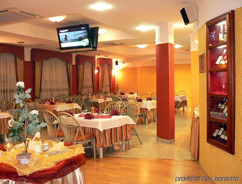 Hotel Calisia Kalisz Restaurante foto
