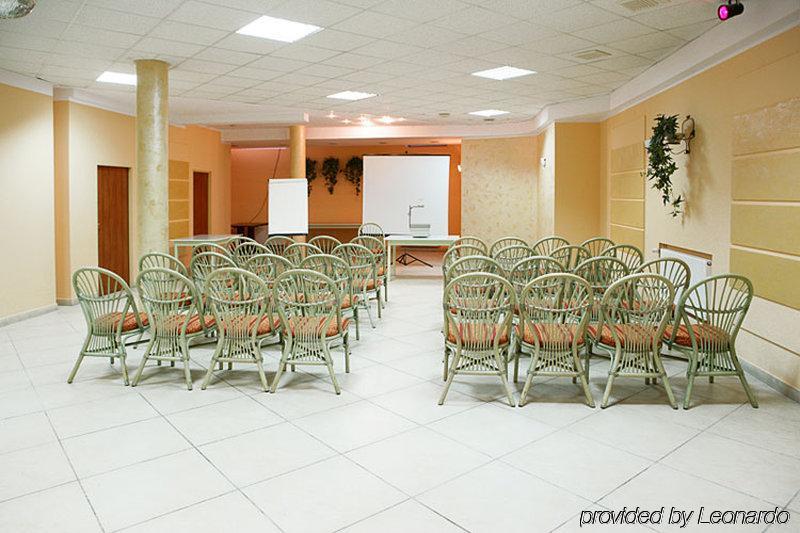 Hotel Calisia Kalisz Facilidades foto